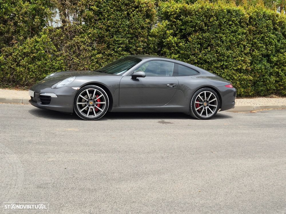 Porsche 911 Série F - 13