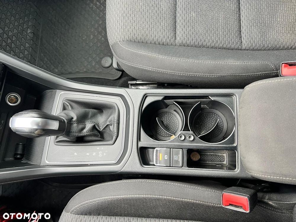 Volkswagen Touran 1.5 TSI EVO Comfortline DSG - 24