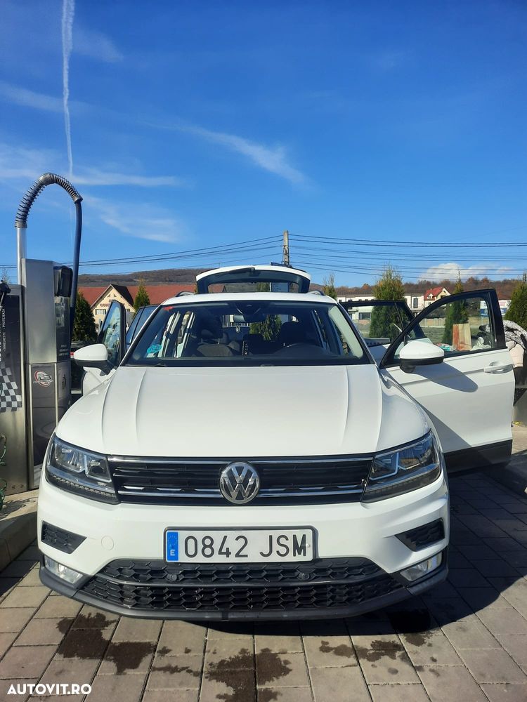 Volkswagen Tiguan 2.0 TDI DPF Comfortline - 9