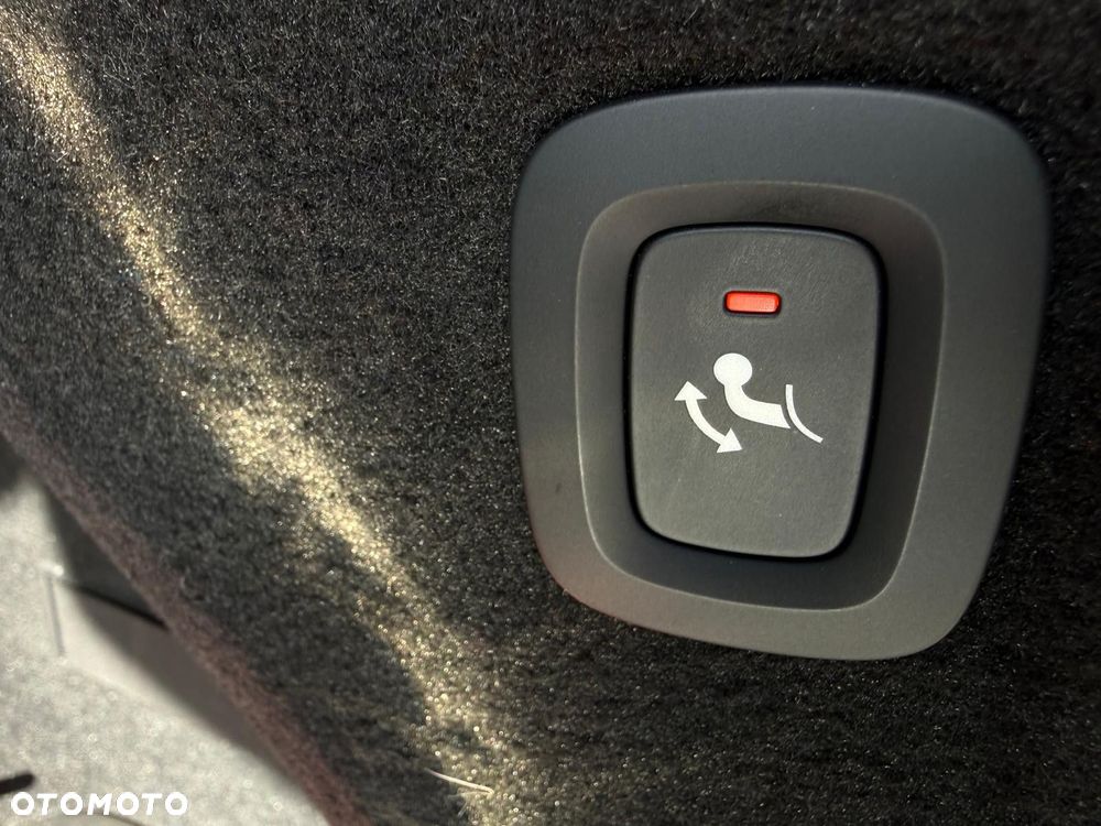Volvo XC 90 - 12
