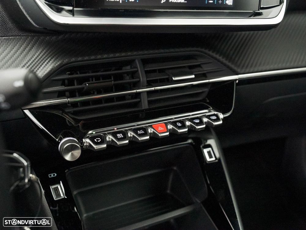 Peugeot 2008 1.2 PureTech Active Pack - 24