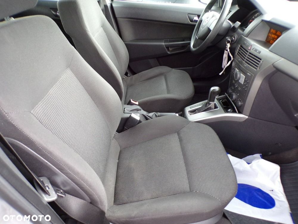 Opel Astra - 30
