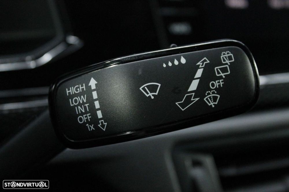 VW Polo 1.0 TSI Urban DSG - 27
