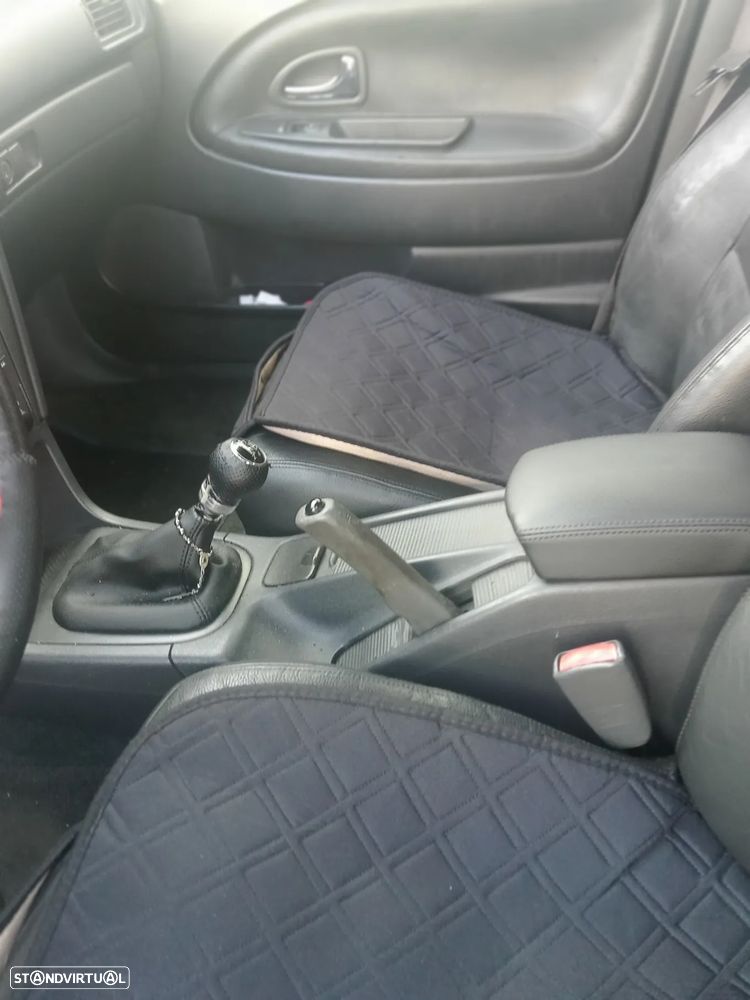 Volvo V40 1.9 D CR - 6