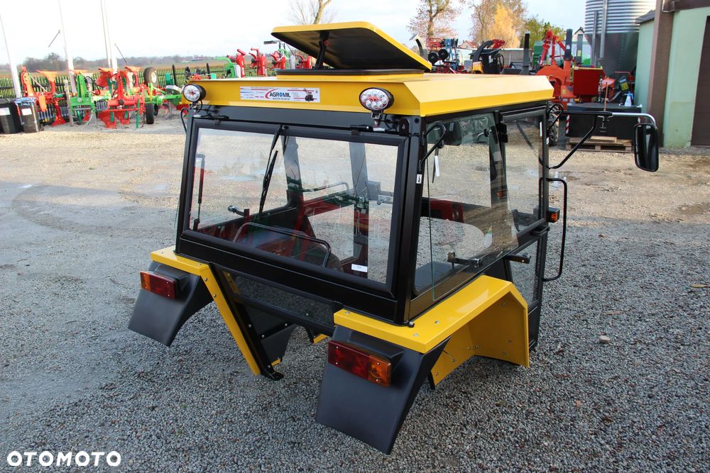 Kabina ciągnikowa kabiny C360 C-360 Naglak Elegant Ral 1003 z błotnikami - 2