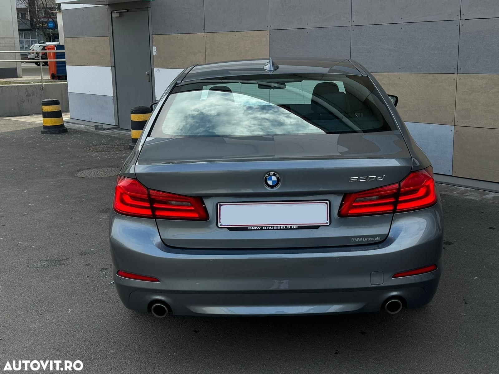 BMW Seria 5 520d Sport Line - 5