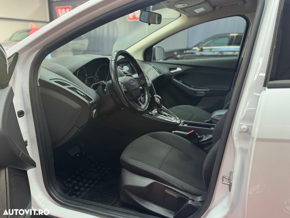 Ford Focus - 7