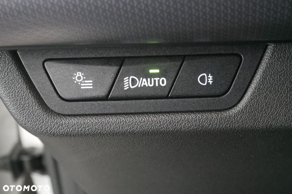 BMW Seria 2 - 30