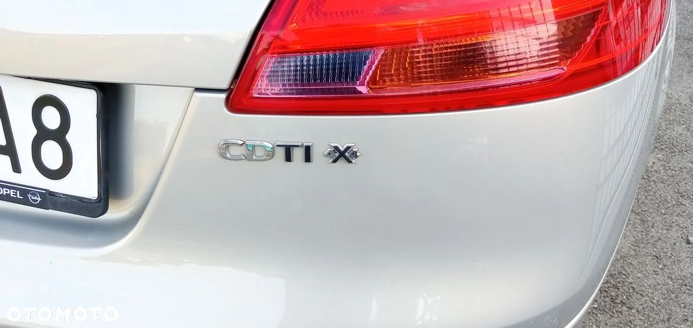 Opel Insignia 2.0 CDTI Cosmo 4x4 - 5