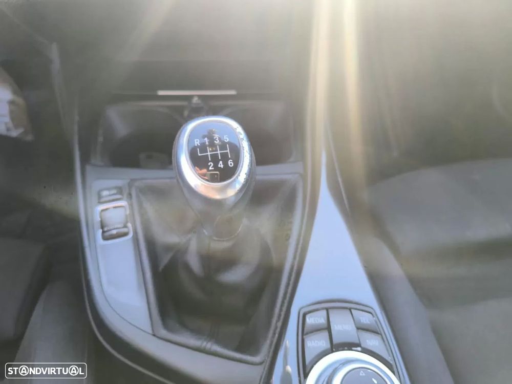 BMW 120 - 11