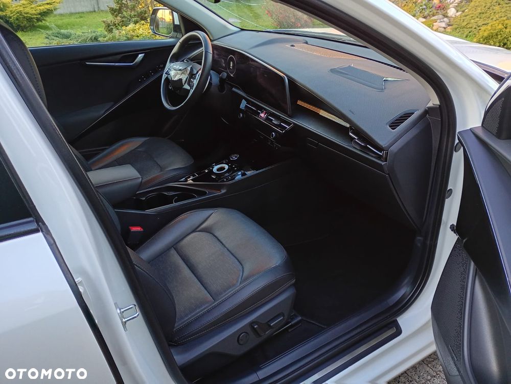 Kia Niro 64kWh XL - 12
