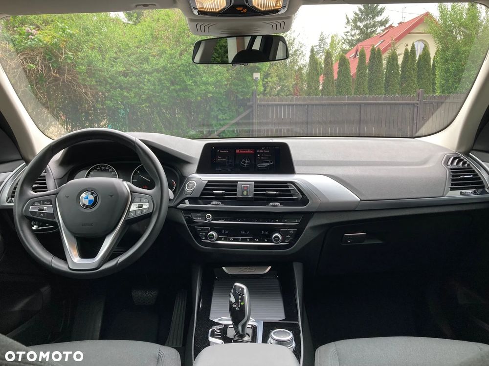 BMW X3 xDrive20d Advantage - 13