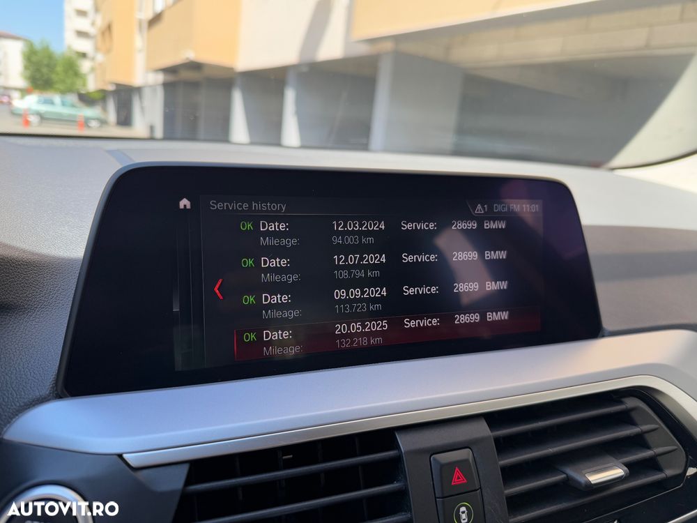 BMW X3 xDrive20i AT Advantage - 8