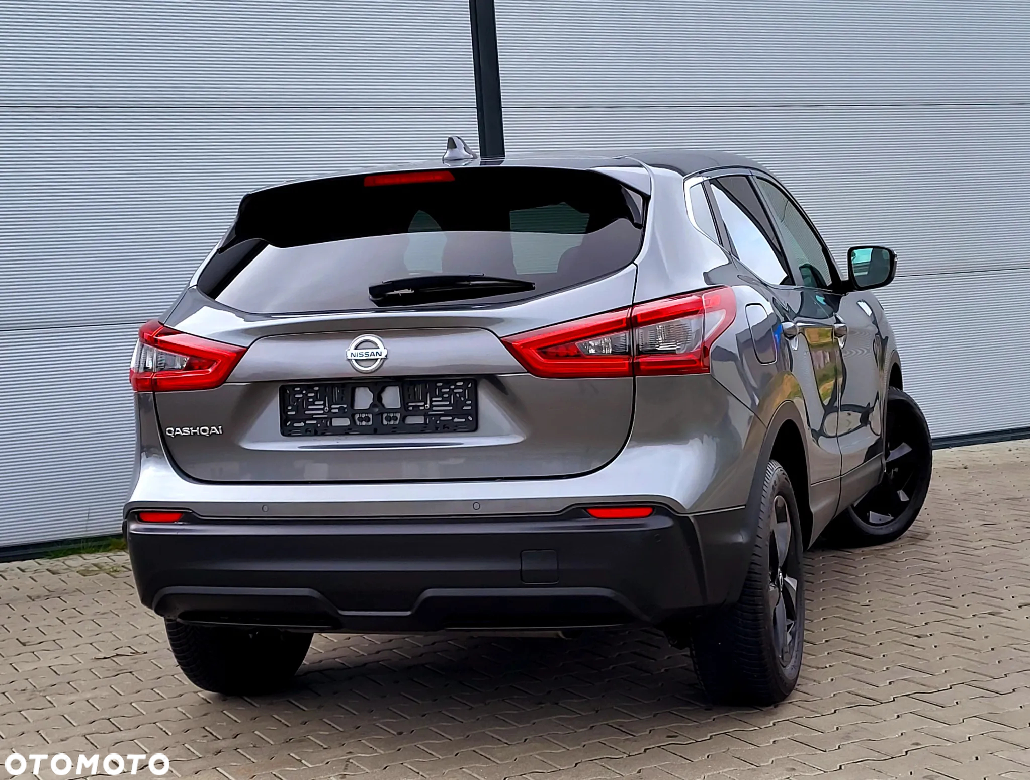 Nissan Qashqai 1.6 DCi N-Connecta Xtronic - 17