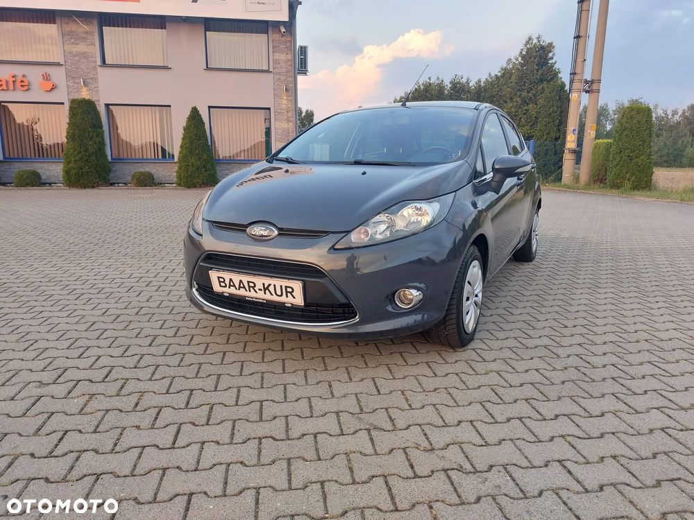 Ford Fiesta - 2