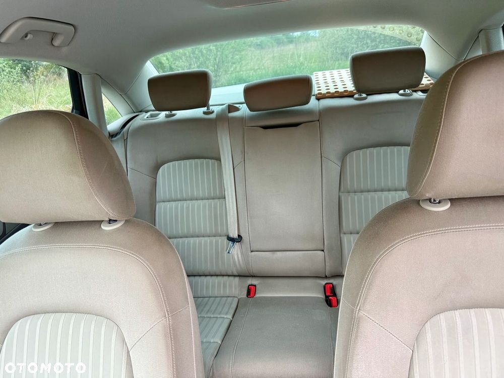 Audi A4 Limousine 2.0 TDI - 19