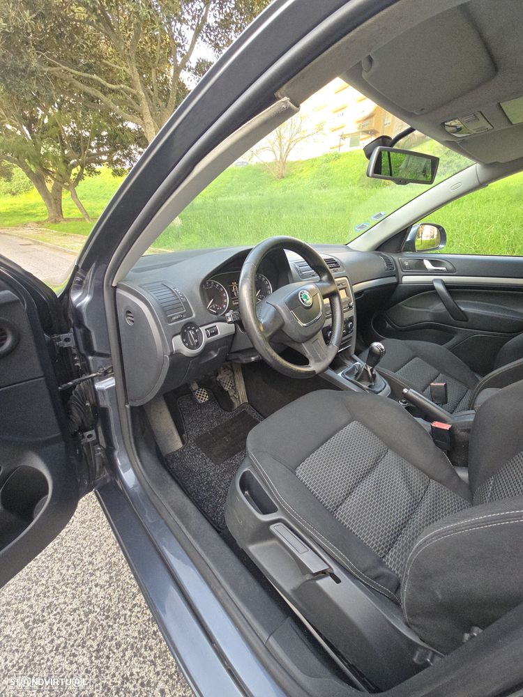 Skoda Octavia Break 1.9 TDi Sportline Pack - 14