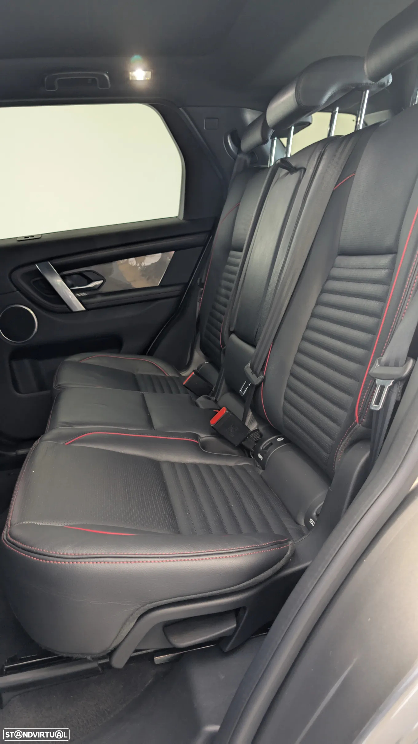 Land Rover Discovery Sport 2.0 eD4 R-Dynamic S - 16