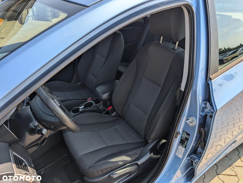 Hyundai i30 1.6 CRDi Comfort - 34