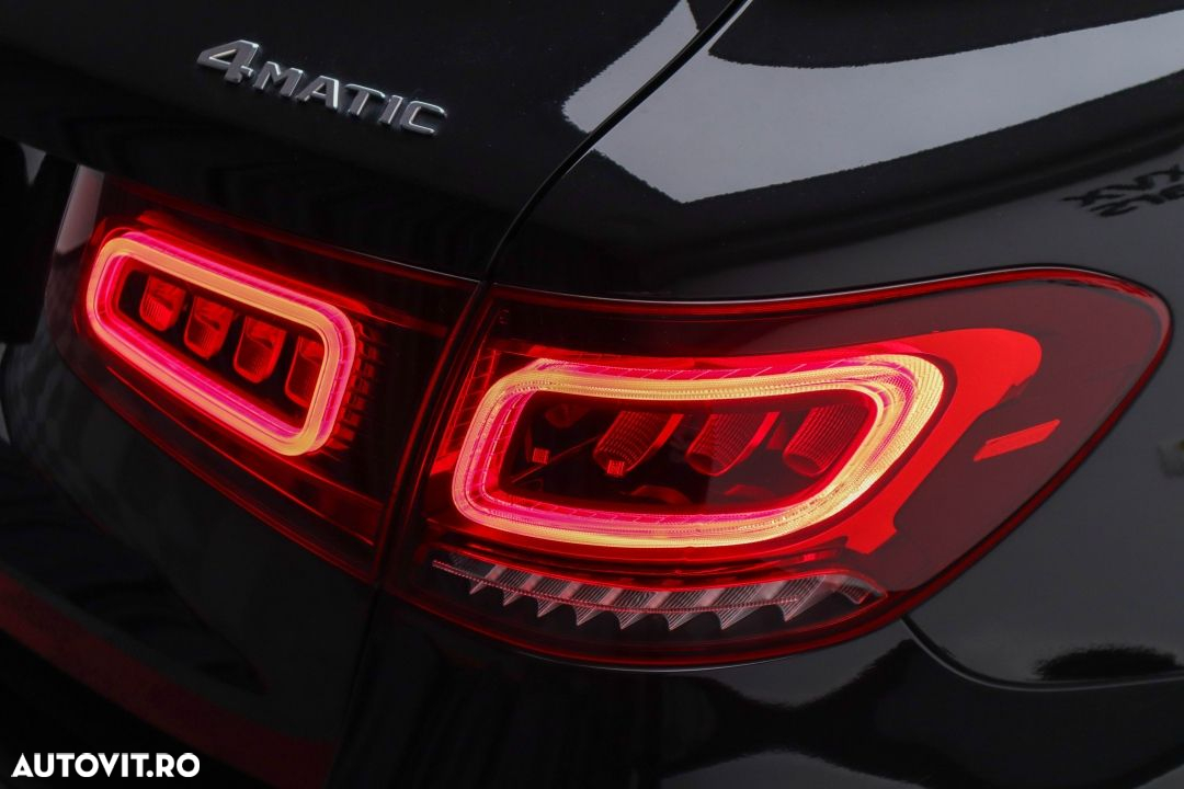 Mercedes-Benz GLC 300 de 4Matic 9G-TRONIC AMG Line Plus - 18