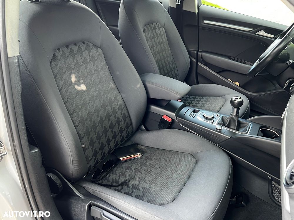 Audi A3 Sportback 1.4 TFSI Attraction - 9