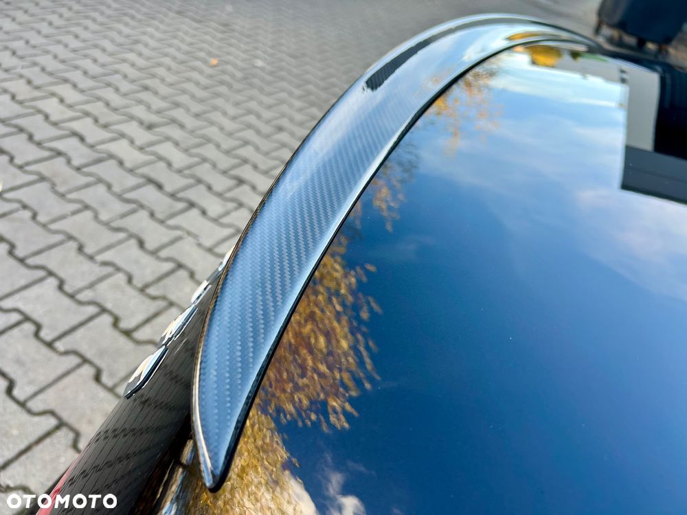 Mercedes-Benz SL 63 AMG - 11