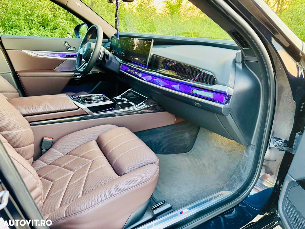 BMW Seria 7 - 10