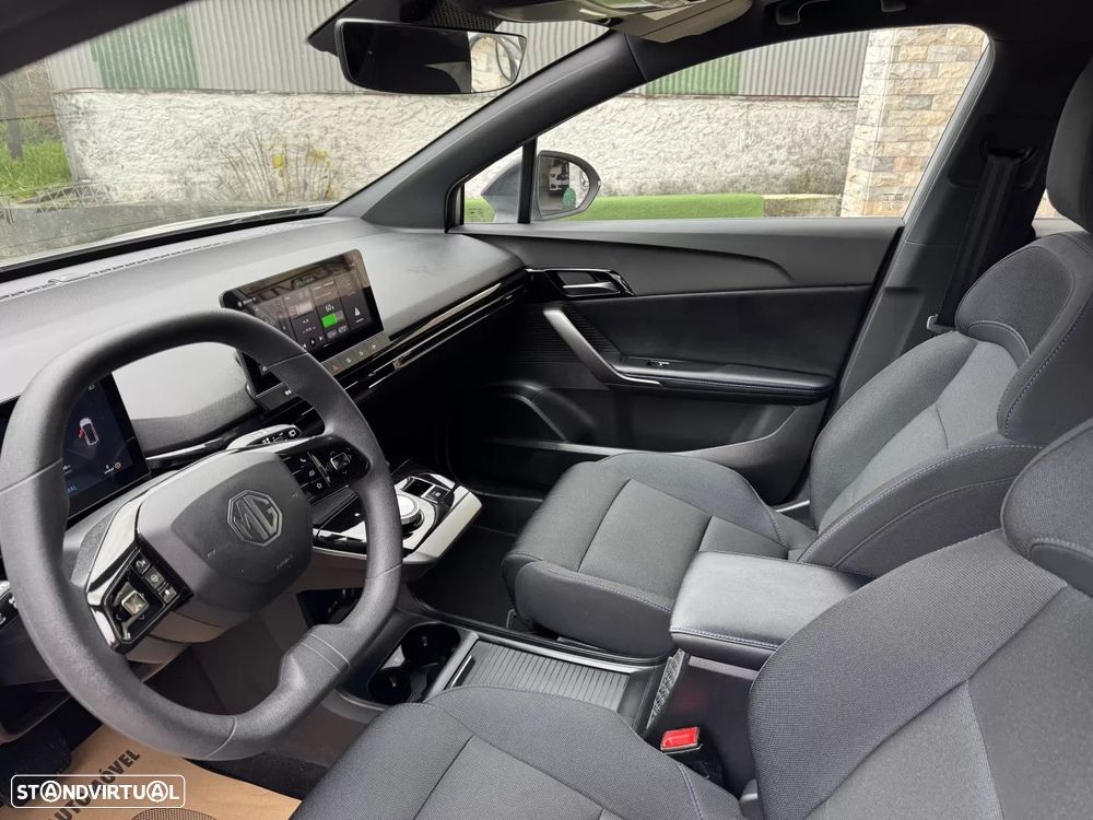 MG MG4 51 kWh Standard - 12