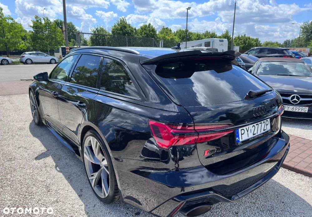 Audi RS6 Avant - 7