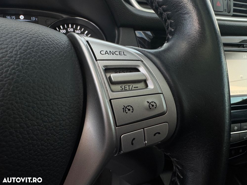 Nissan Qashqai 1.5 DCI N-Connecta - 24