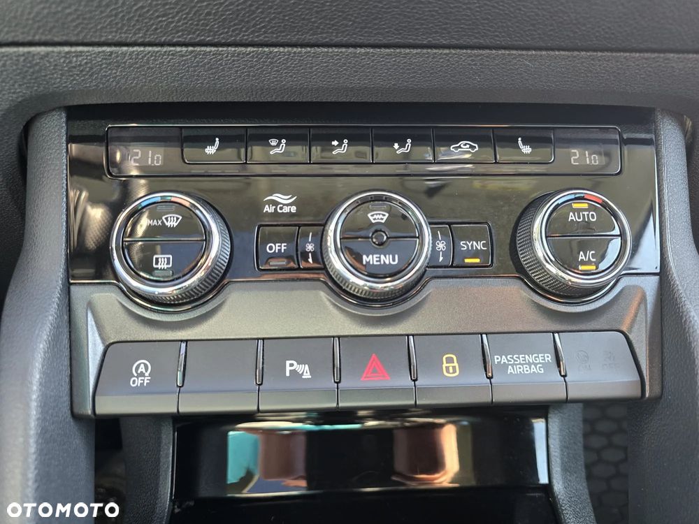 Skoda Karoq 2.0 TDI SCR 4x4 DSG Style - 13