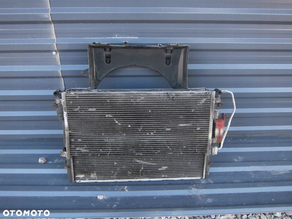 CHŁODNICA WODY KLIMATYZACJI WISKOZY IVECO DAILY - 1