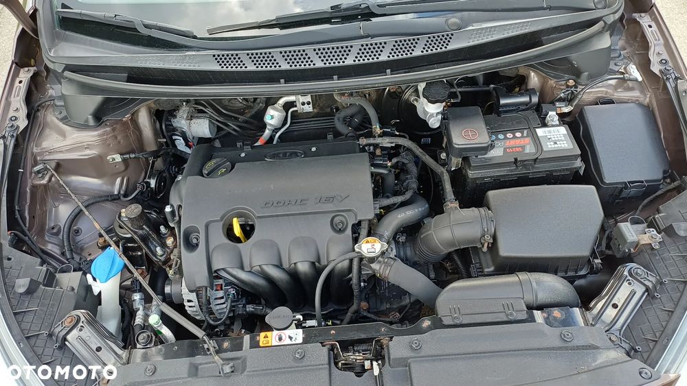 Kia Ceed - 7