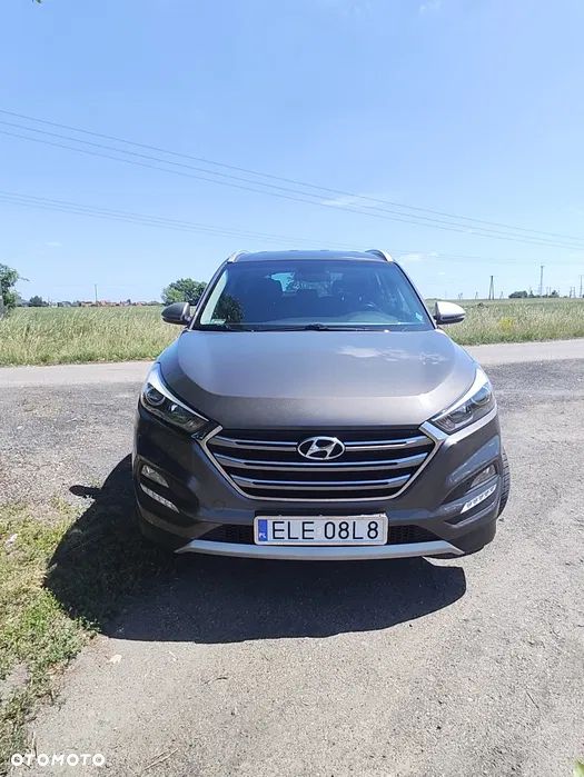 Hyundai Tucson 1.7 CRDI BlueDrive Style 2WD - 4