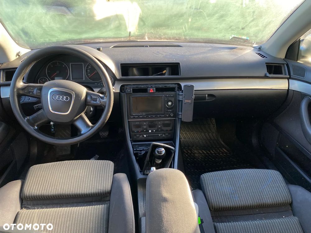 256/AUDI A4 B7/NA CZĘŚCI - 5