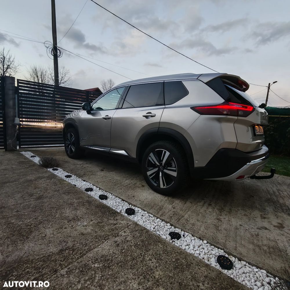 Nissan X-Trail e4ORCE 7 locuri Tekna - 7