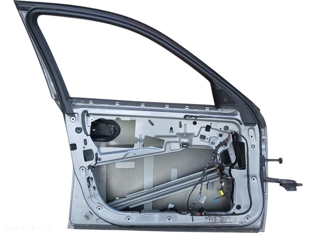 DRZWI LEWY PRZÓD A08/7 BMW E61 DRZWI LEWY PRZÓD E61 - 3