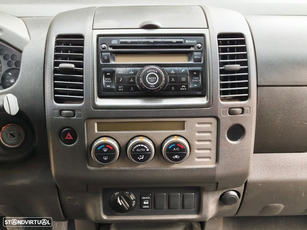 Nissan Navara 2.5 dCi CD LE - 16