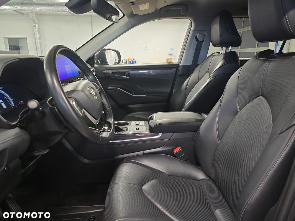 Toyota Highlander - 15