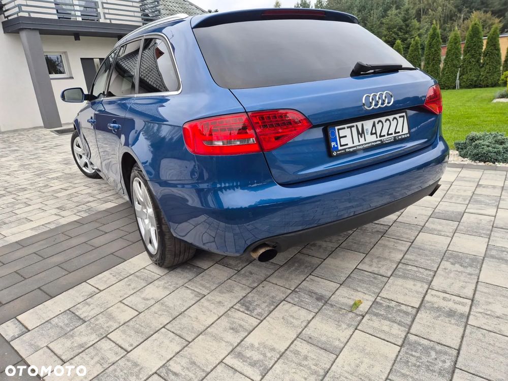 Audi A4 Avant - 23