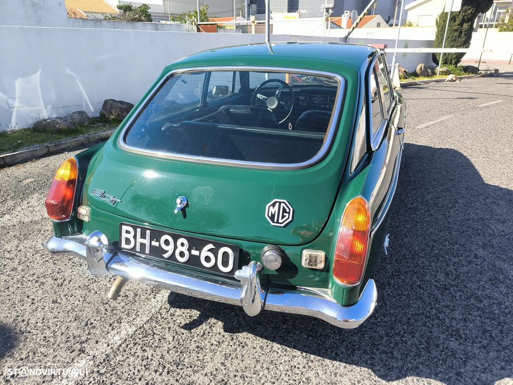 MG MGB - 3