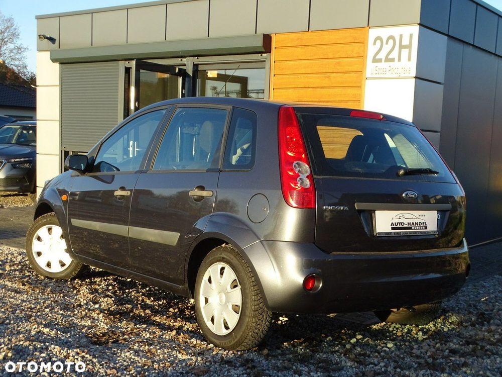 Ford Fiesta - 3