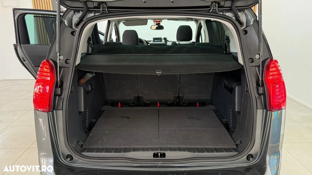 Peugeot 5008 1.6 THP Active - 16