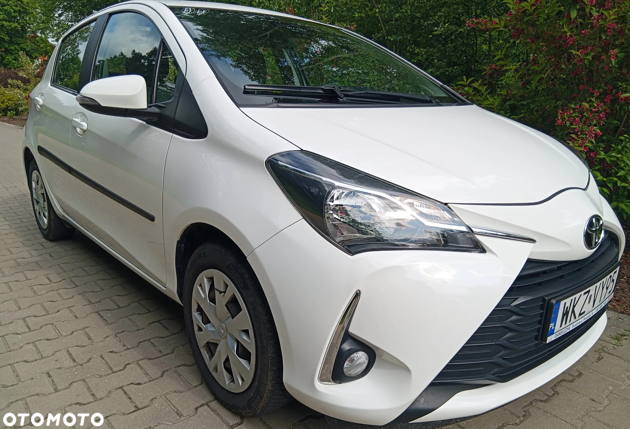 Toyota Yaris - 25