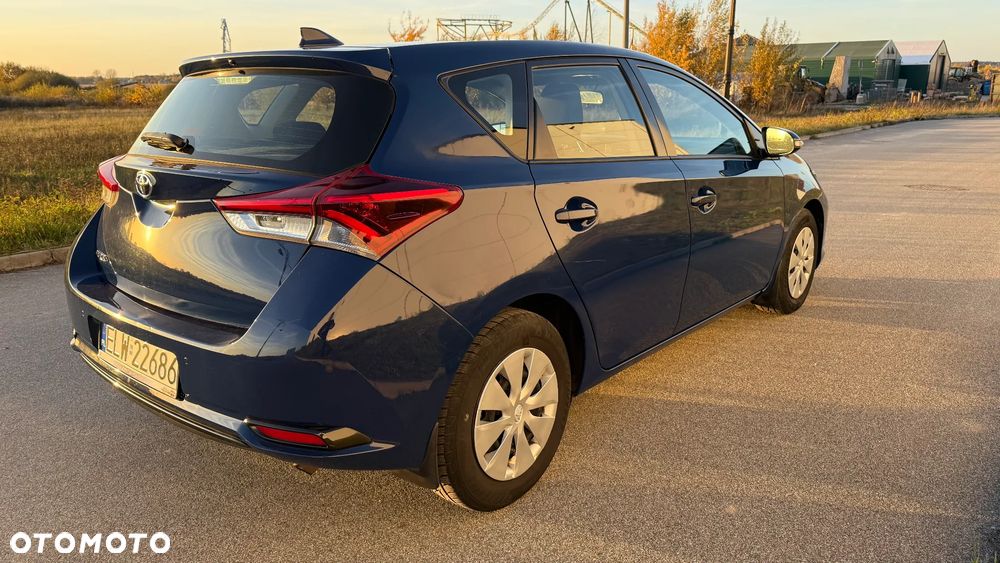 Toyota Auris 1.33 VVT-i Active - 8