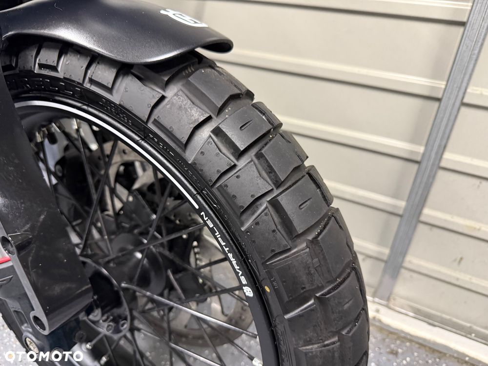 Husqvarna Svartpilen - 7