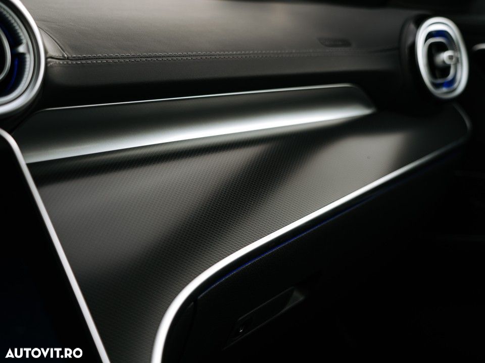 Mercedes-Benz C - 30
