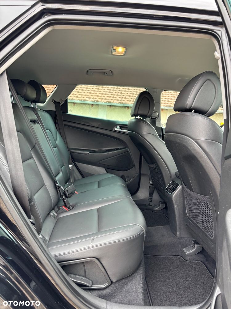 Hyundai Tucson 2.0 CRDI BlueDrive Style 2WD - 14