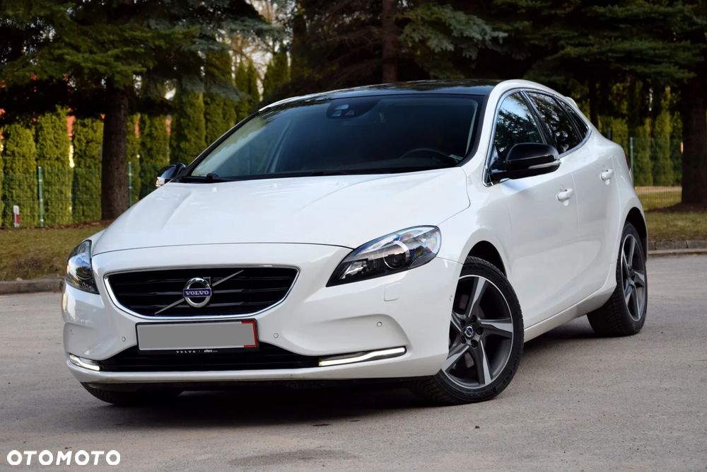 Volvo V40 D3 Geartronic Summum - 1