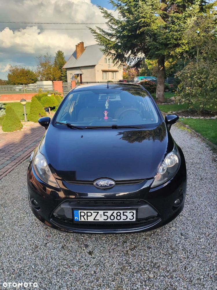 Ford Fiesta - 2
